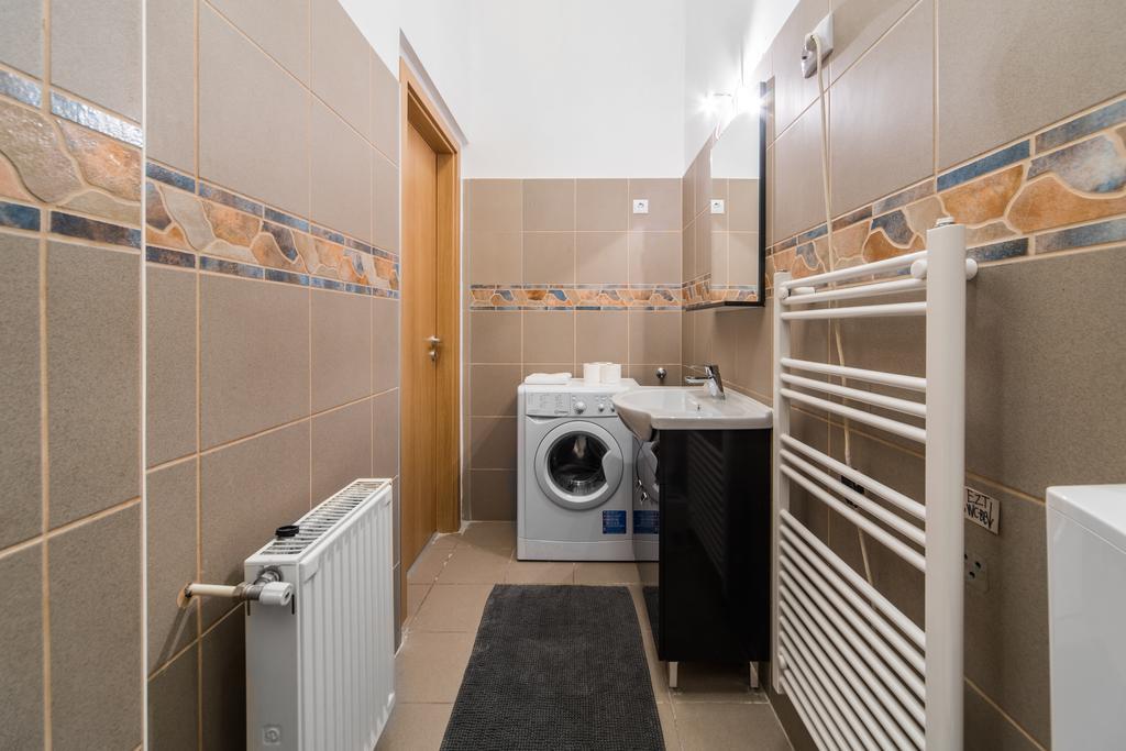 Anker Palace Apartment بودابست المظهر الخارجي الصورة